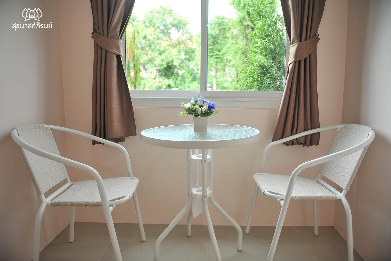 Sukkhamas Pirom Hotel Nakhon Ratchasima Bagian luar foto