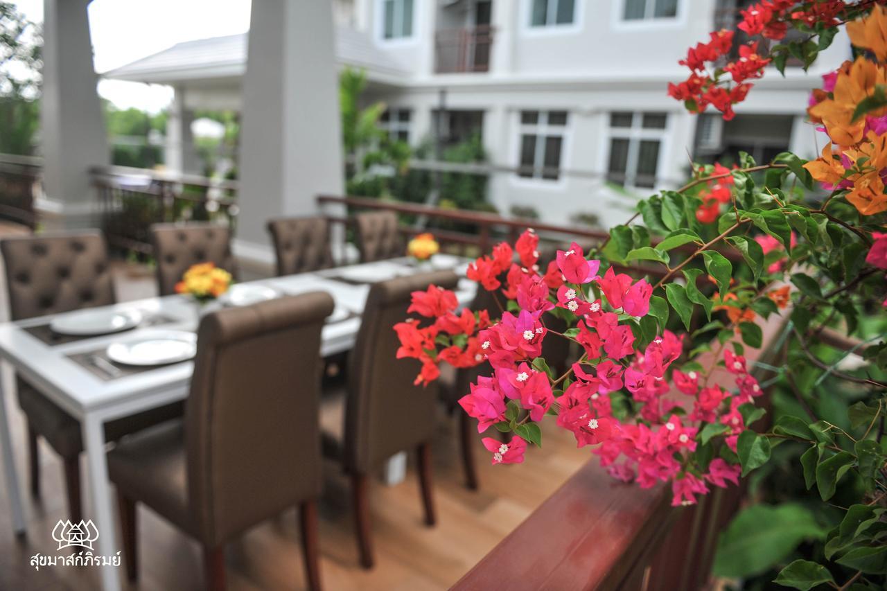 Sukkhamas Pirom Hotel Nakhon Ratchasima Bagian luar foto